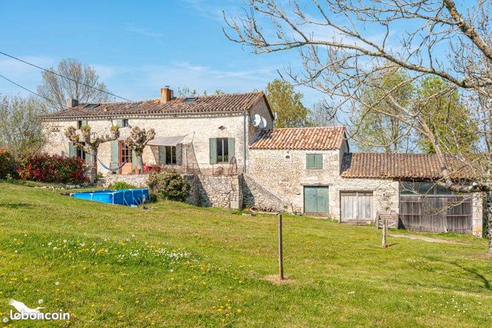 Maison 4 pièces 147 m²