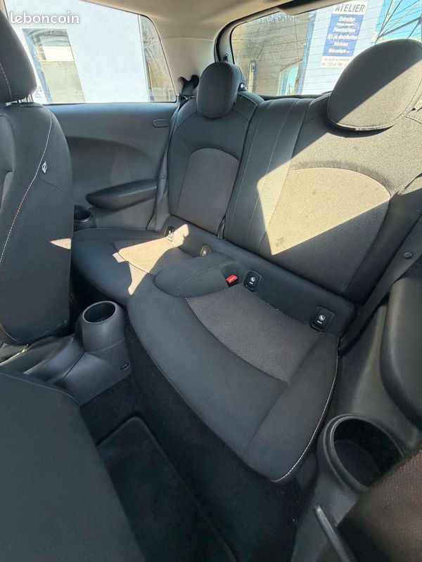 MINI Cooper 1.5 i 12V 136 cv (image 10)
