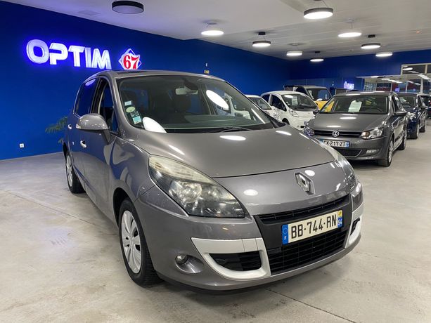Achat RENAULT Scenic II Phase 2 1,5 DCI d'occasion pas cher à 4 200 €