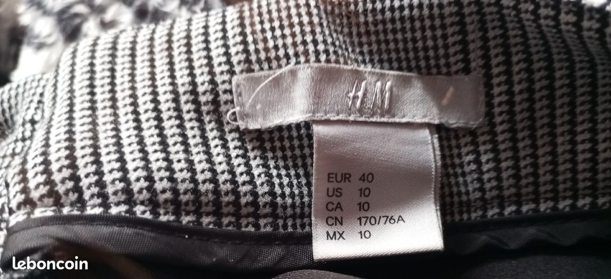 🩶 Mini jupe à carreaux à couleurs 🖤🤍 Taille 40 de la marque h&m (image 10)