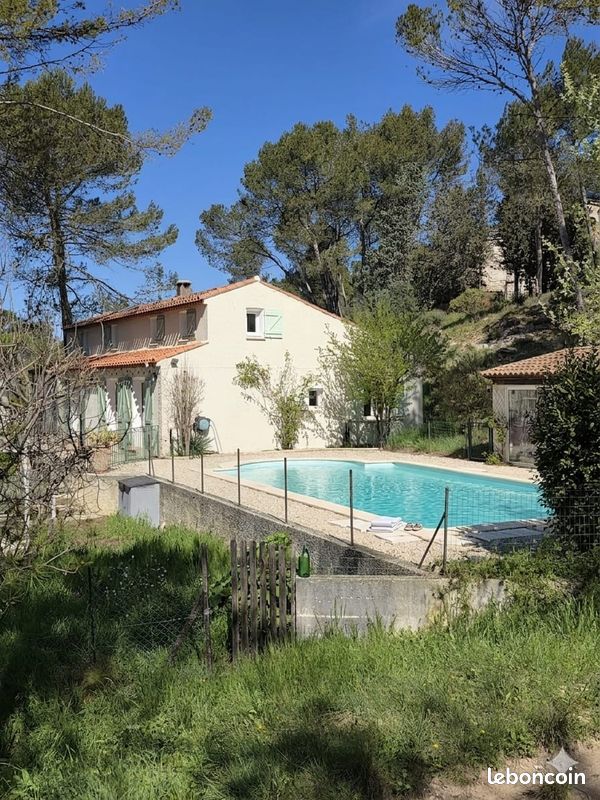 Maison 8 pièces 190 m² · à Cabriès · 190 m² · 1 049 000 €