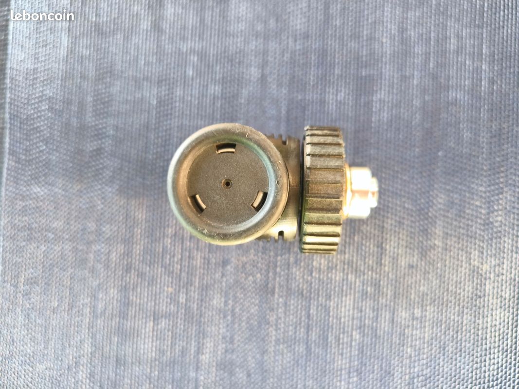 1er étage SCUBAPRO MK25 DIN plongée (image 5)