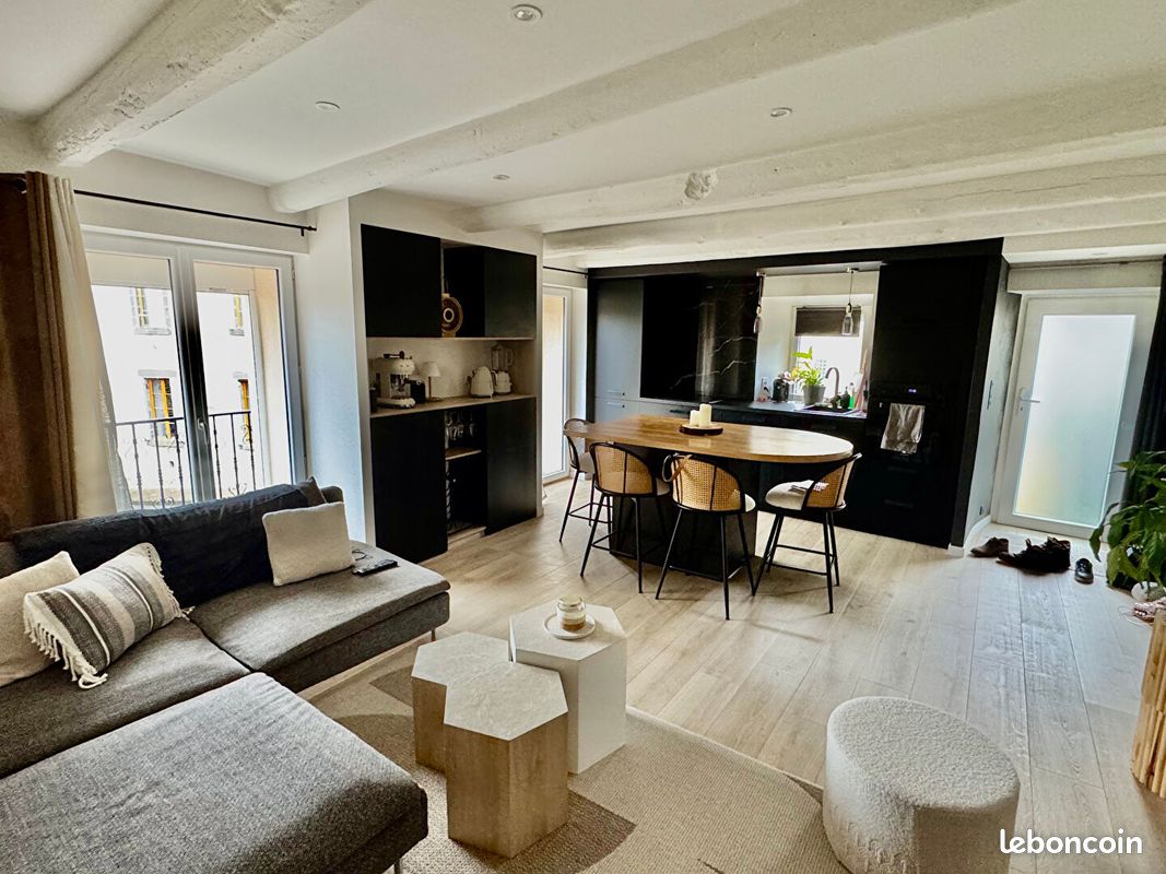Maison 6 pièces 145 m² · à Collanges · 145 m² · 195 000 €