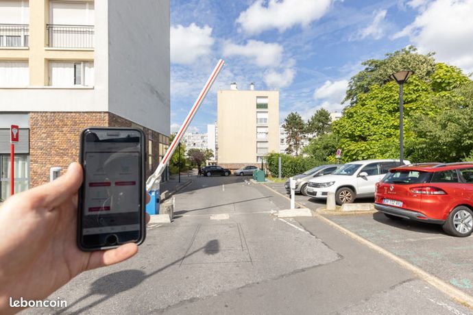 Parking 14 m² Suresnes
