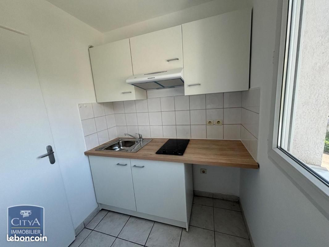 Appartement 2 pièces 52 m² · à Oyonnax · 51,5 m² · 525 €/mois