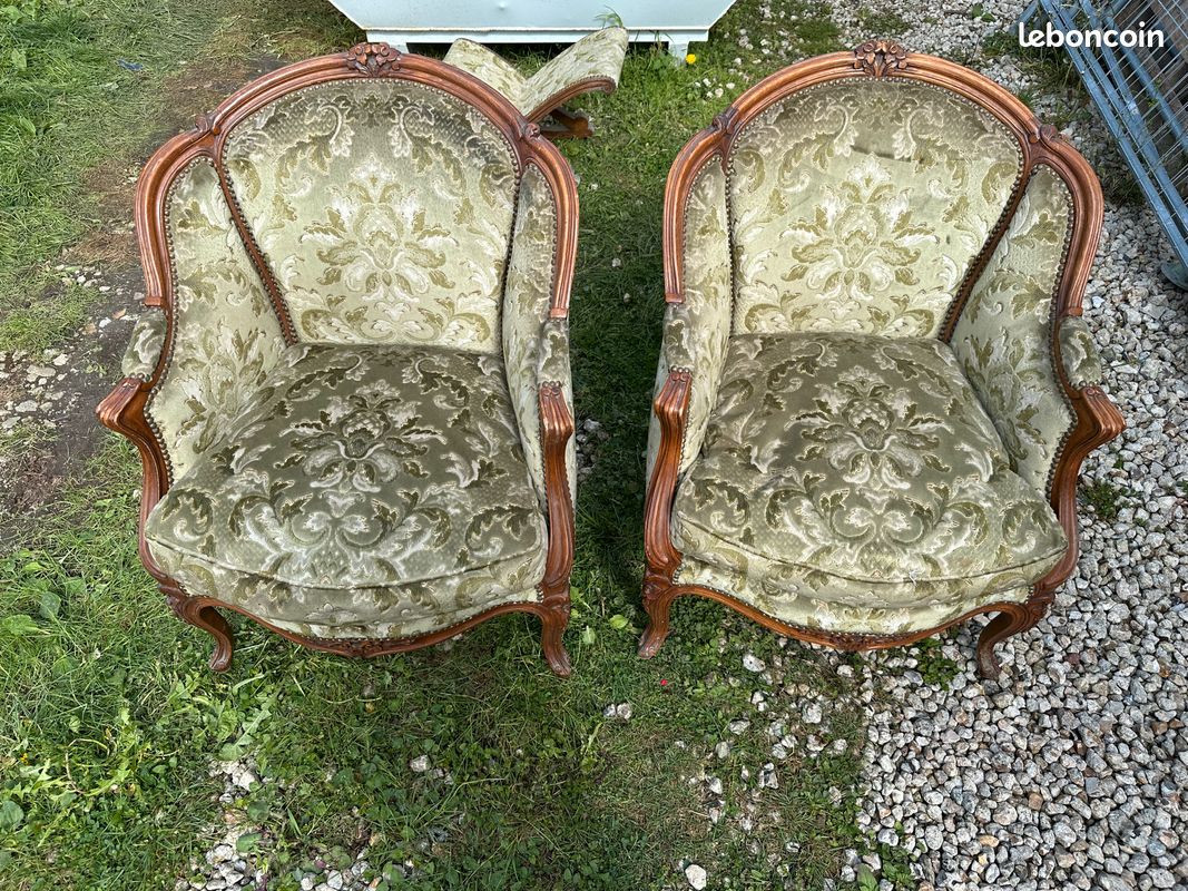 Paire d’anciens fauteuils Louis (image 1)