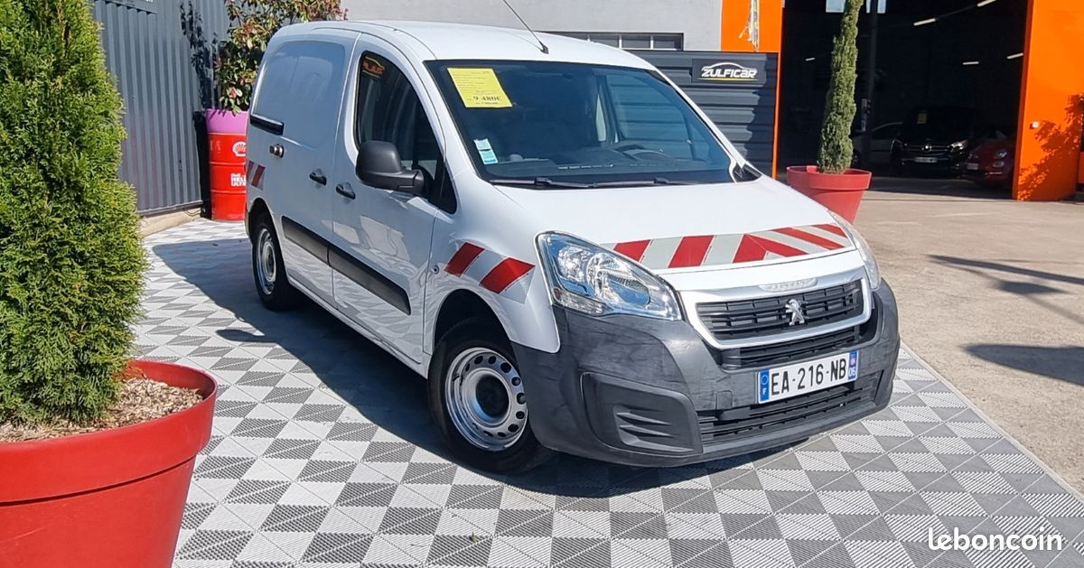 PEUGEOT PARTNER 1.6 BlueHDI 100cv 3 PLACES (image 4)