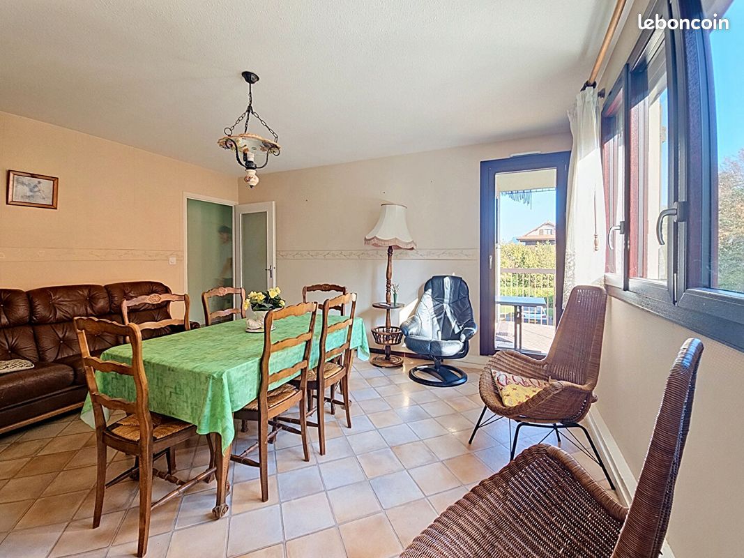 Appartement 3 pièces 65 m² · à Aix-les-Bains · 65 m² · 265 000 €