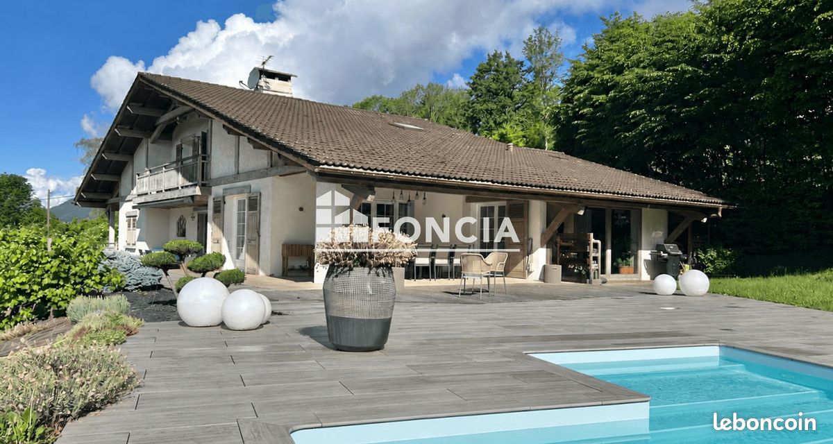 Maison 7 pièces 337 m² · à Thyez · 337 m² · 1 145 000 €
