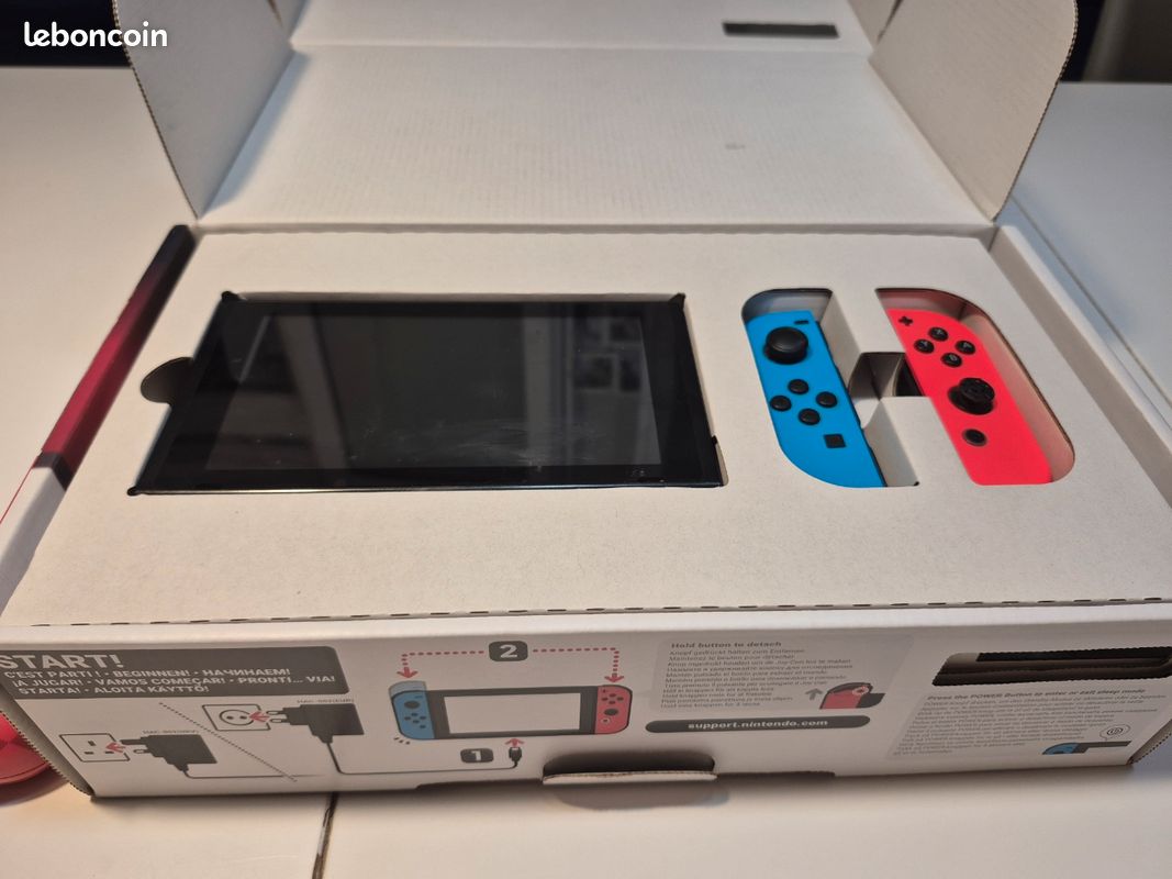 Nintendo Switch + Super Mario Odyssey (image 2)