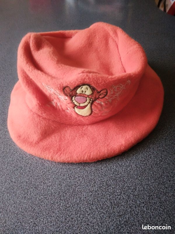 Bonnet polaire TIGROU Disneyland Paris (image 1)