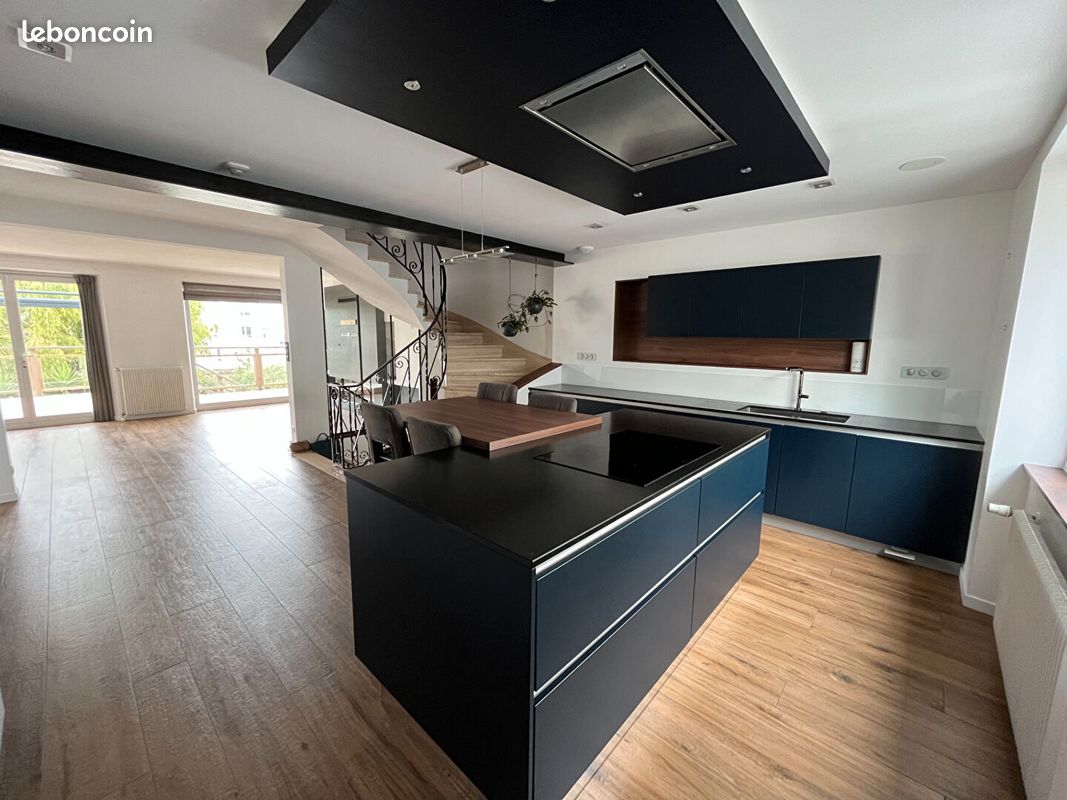 Maison 6 pièces 159 m² · à Brest · 159 m² · 1 861 €/mois