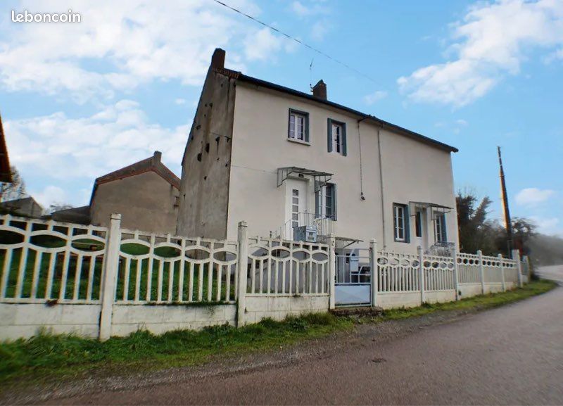 Maison 5 pièces 117 m² · à Thury · 117 m² · 140 000 €
