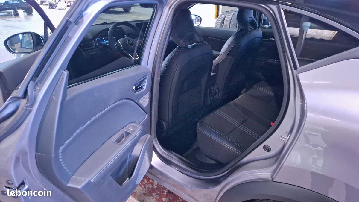 Renault captur e tech full hybrid 145 engineered (image 28)