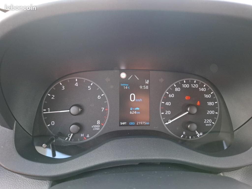 Toyota YARIS 120 VVT-I DYNAMIC BUSINESS 5P MY21 (image 8)