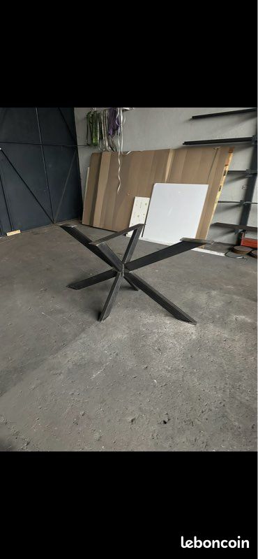 Pied de table spider (image 1)