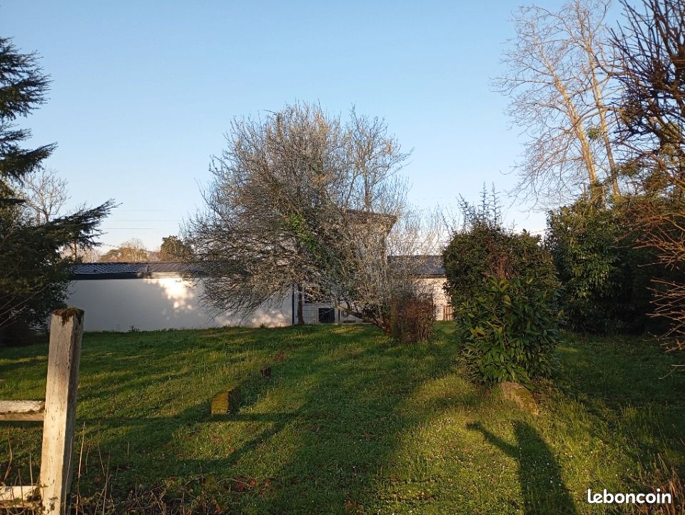 Terrain 1 117 m² Saint Caprais De Bordeaux · à Saint-Caprais-de-Bordeaux · 160 000 €