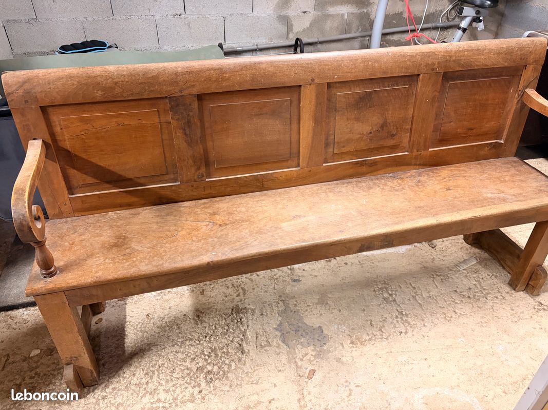 Banc De Prière (Gebetsstuhl) Style Antique En Acajou Massif - Reproduction Gothique - Dimensions 53x53x90 Cm