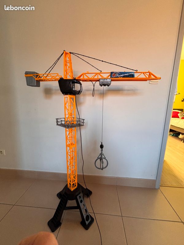 Grue jouet motorisé avec télécommande pour enfant (image 2)