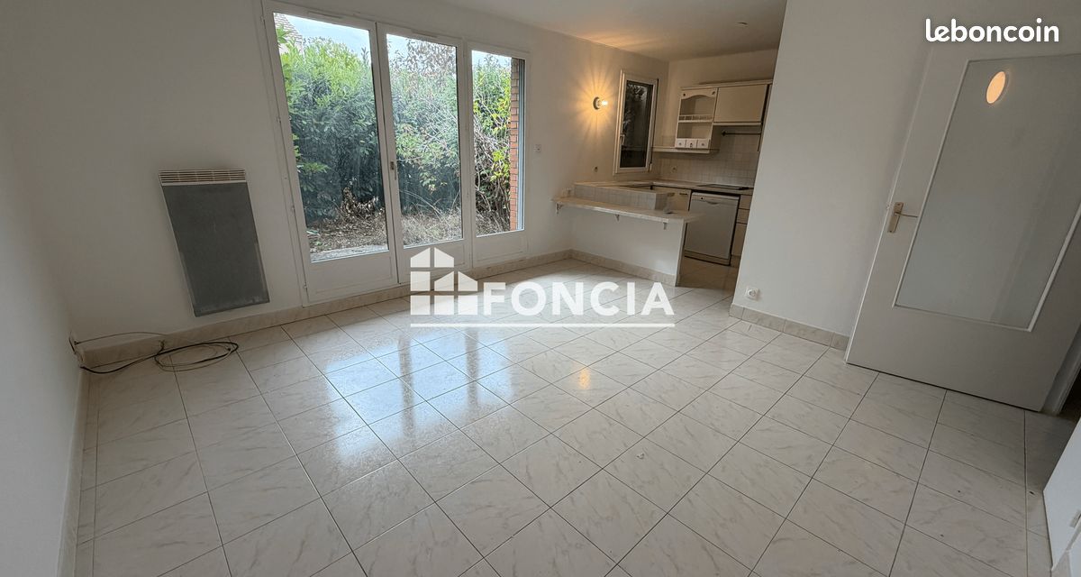 Appartement 2 pièces 46 m² · à Montigny-le-Bretonneux · 46 m² · 973 €/mois