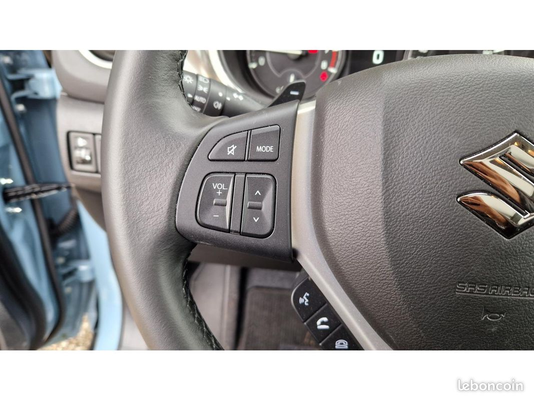 SUZUKI VITARA 1.4 Boosterjet + Hybrid SHVS - BVA 2015 Style PHASE 3 (image 42)