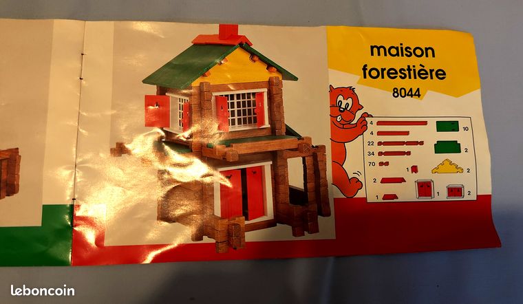 Promo Mon Chalet En Bois 135 Pieces chez JouéClub