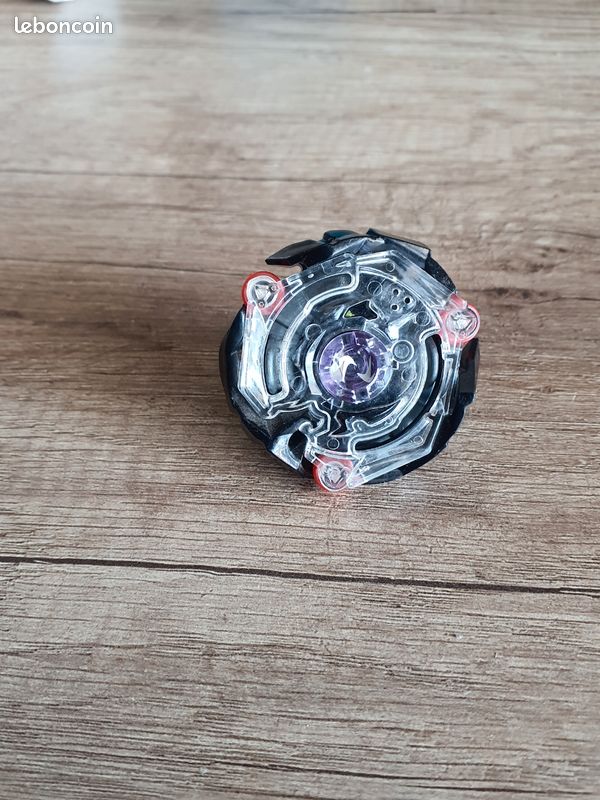 Toupie Beyblade (image 1)