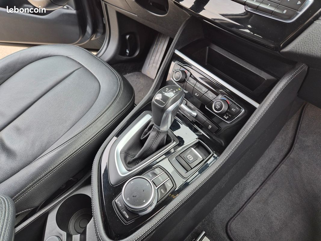 Bmw Série 2 ActiveTourer (F45) (2) ACTIVE TOURER 225XE LUXURY BVA6 (image 14)