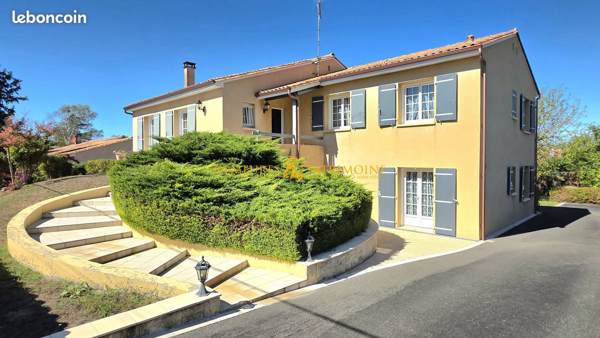 Maison 6 pièces 167 m² · à Puymoyen · 167 m² · 285 000 €