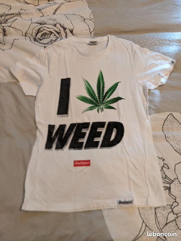 Tee shirt weed blanc plusieurs tailles disponibles (image 1)