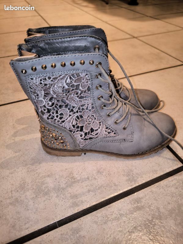 Bottines tres sympa peux porté pointure 37 de marque FOREVER FOLIE