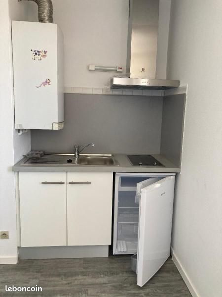 Appartement 1 pièce 15 m² · à Le Pont-de-Claix · 15 m² · 347 €