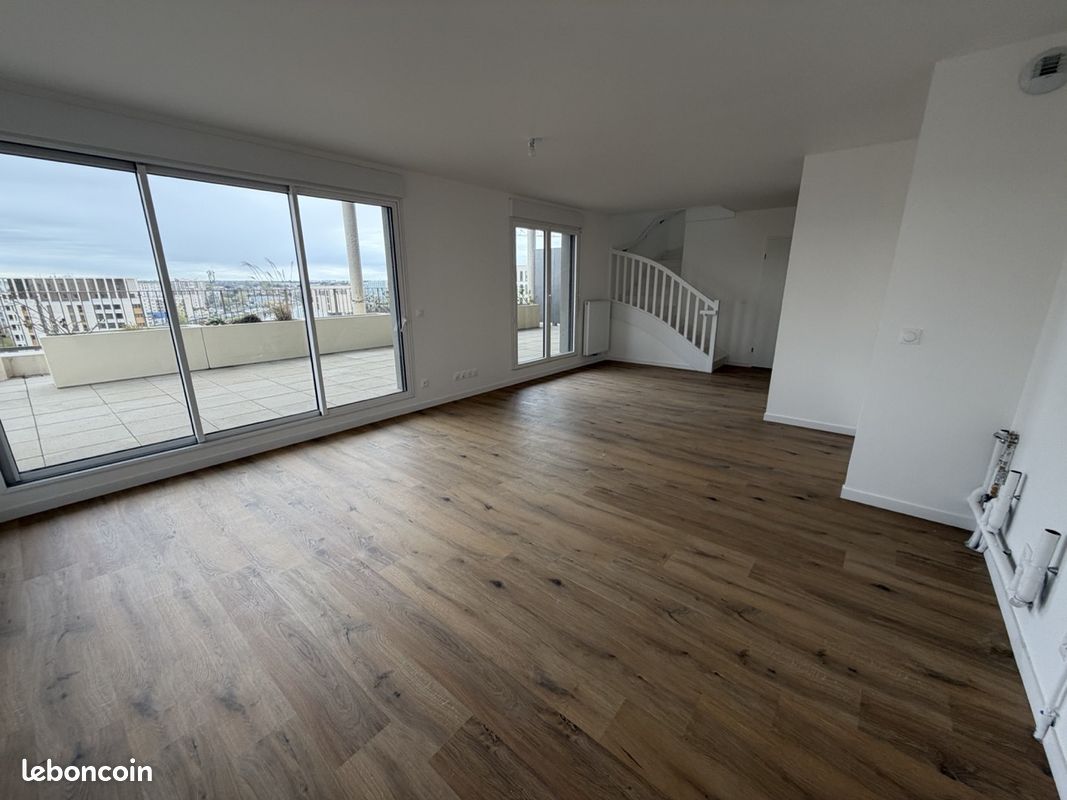 Appartement 4 pièces 93 m² · à Bordeaux · 93 m² · 444 000 €