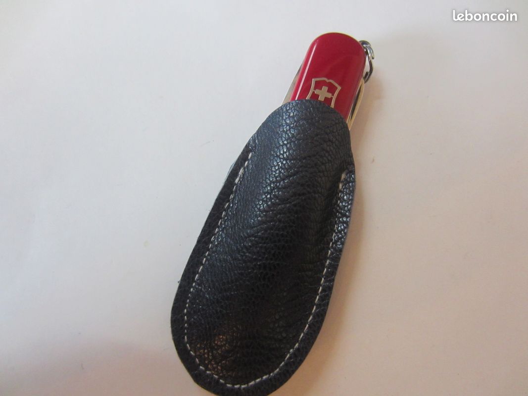Couteau SUISSE VICTORINOX : ESCORT ROUGE (image 5)
