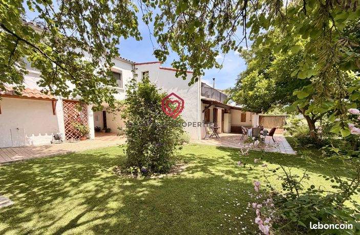 Propriété 7 pièces 202 m²