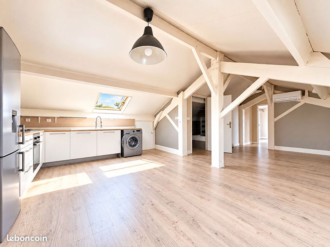 Maison 16 pièces 250 m² · à Floirac · 250 m² · 470 000 €