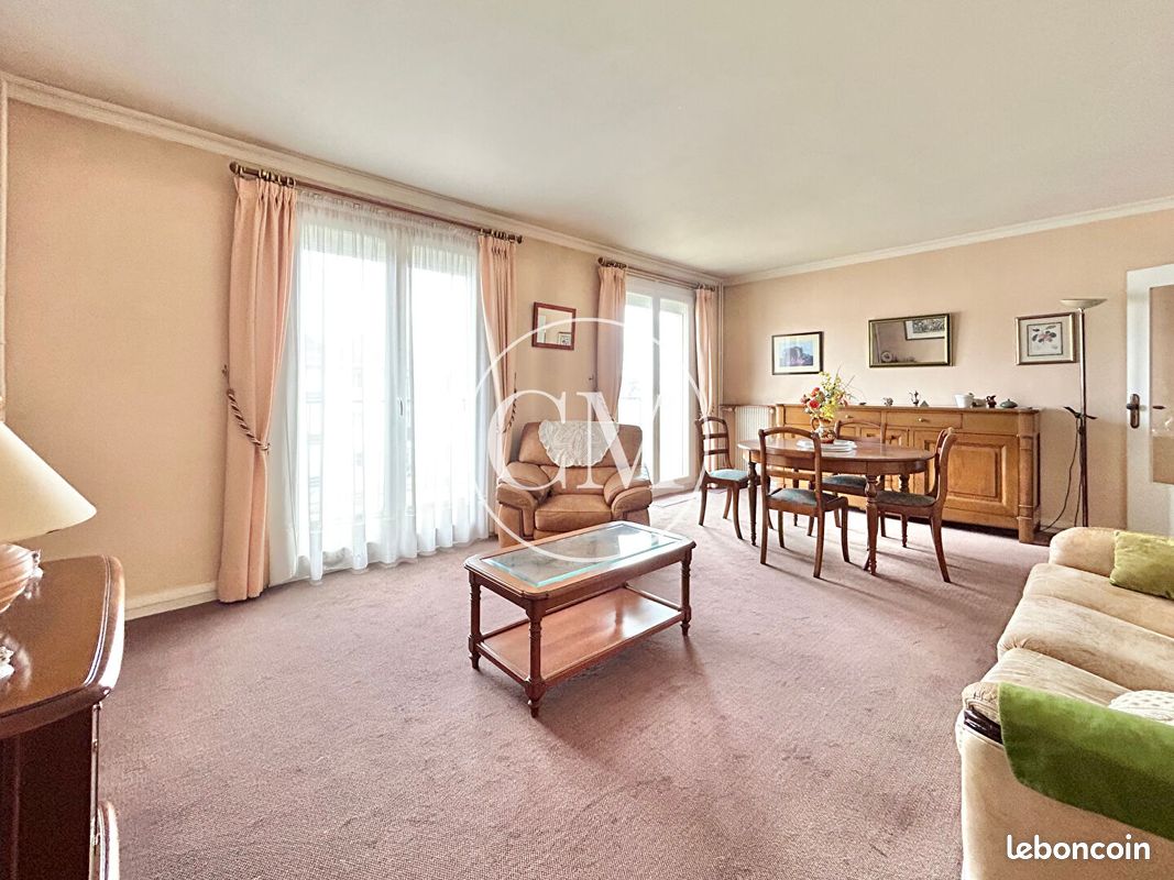 Appartement 3 pièces 87 m² · à Buc · 87 m² · 378 000 €