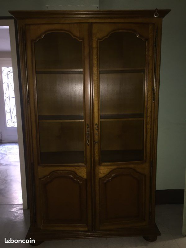 Armoire - vitrine (image 1)