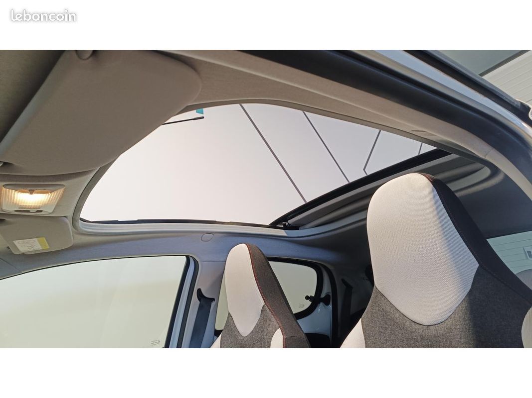 CITROEN C1 AIRSCAPE SHINE 1.0i VTi 72 ch Toit ouvrant + Camera (image 30)
