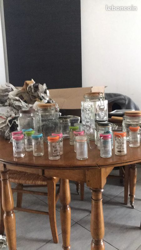 Pots steriles (image 1)