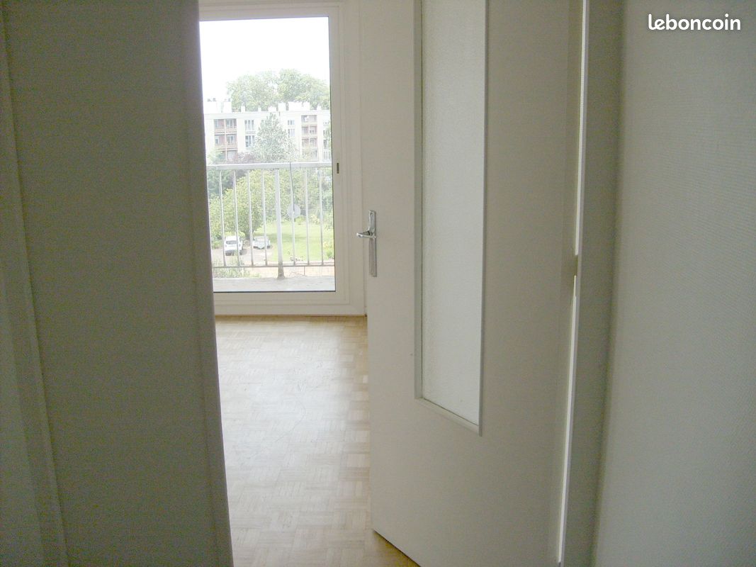 Appartement 1 pièce 38 m² · à Moulins · 38 m² · 495 €