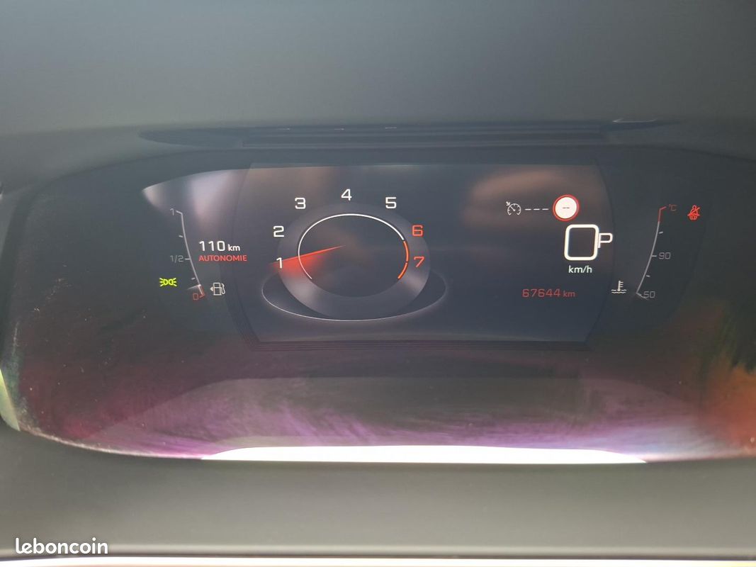PEUGEOT 208 PureTech 130 S&S EAT8 GT (image 17)