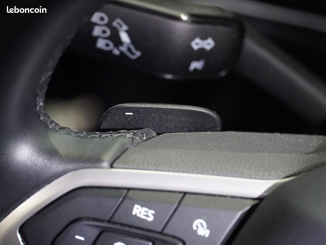 VOLKSWAGEN GOLF 1.5 eTSI OPF 130 DSG7 Life / Garantie VW (image 38)