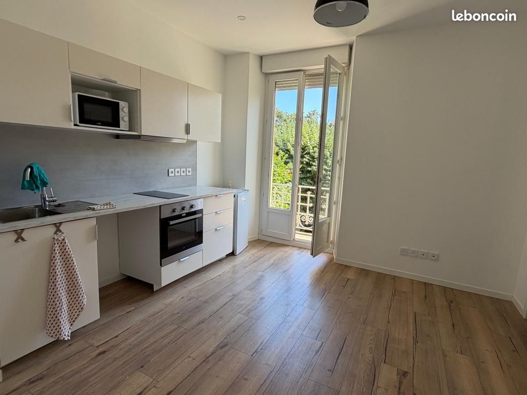 Appartement 2 pièces 25 m² · à Mazamet · 25 m² · 370 €/mois