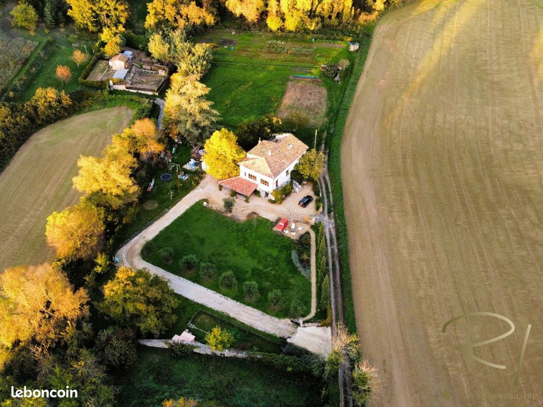 Maison 7 pièces 145 m² · à Barjac · 145 m² · 395 000 €