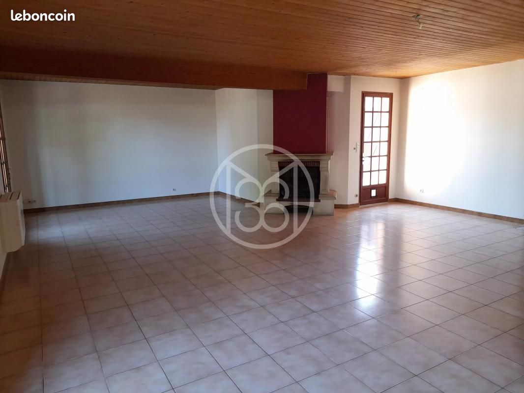 Maison de village 7 pièces 145 m² - Champniers 86400 (image 3)