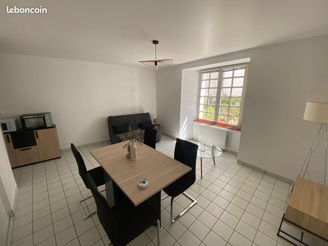 Appartement 1 pièce 28 m² · à Vitré · 28 m² · 555 €