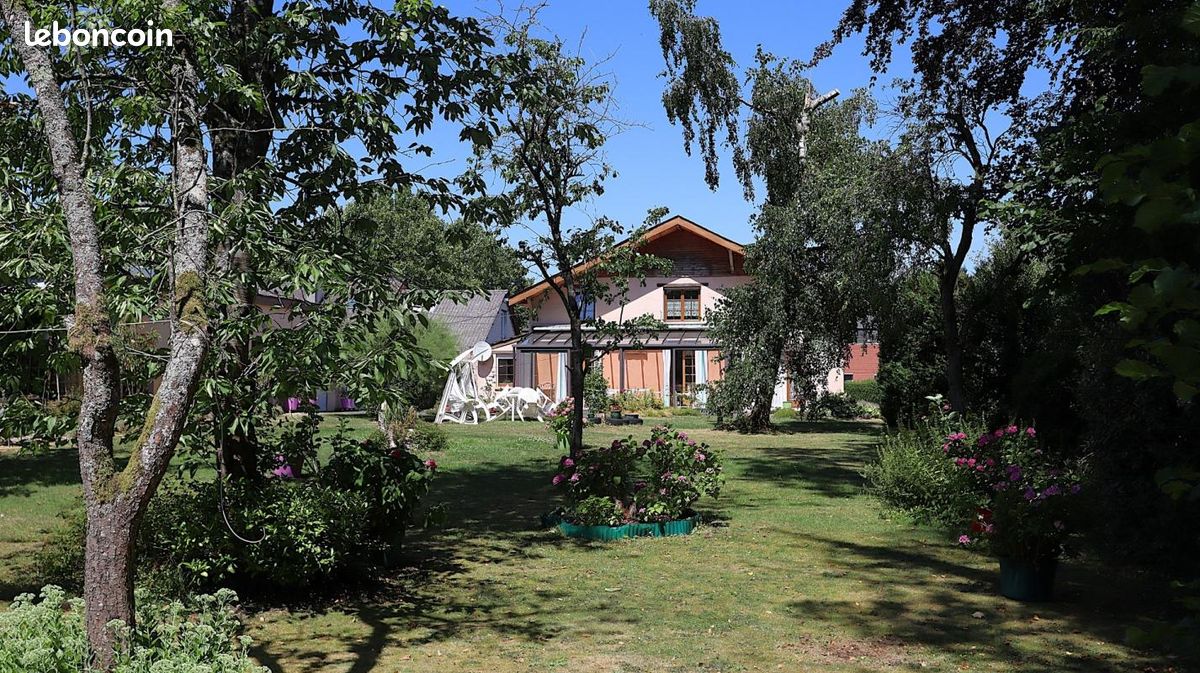 Maison 9 pièces 178 m² · à Fourmies · 178 m² · 189 000 €