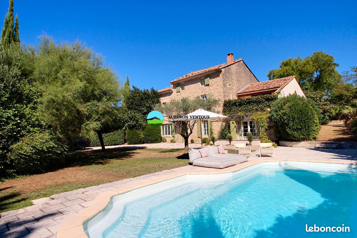 Maison 9 pièces 280 m² · à Carpentras · 280 m² · 799 500 €