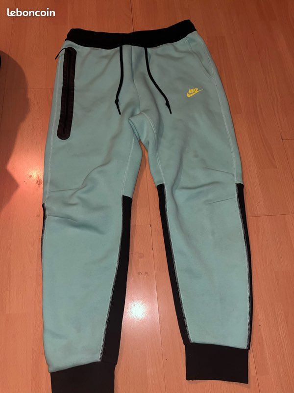 Bas nike tech (image 1)